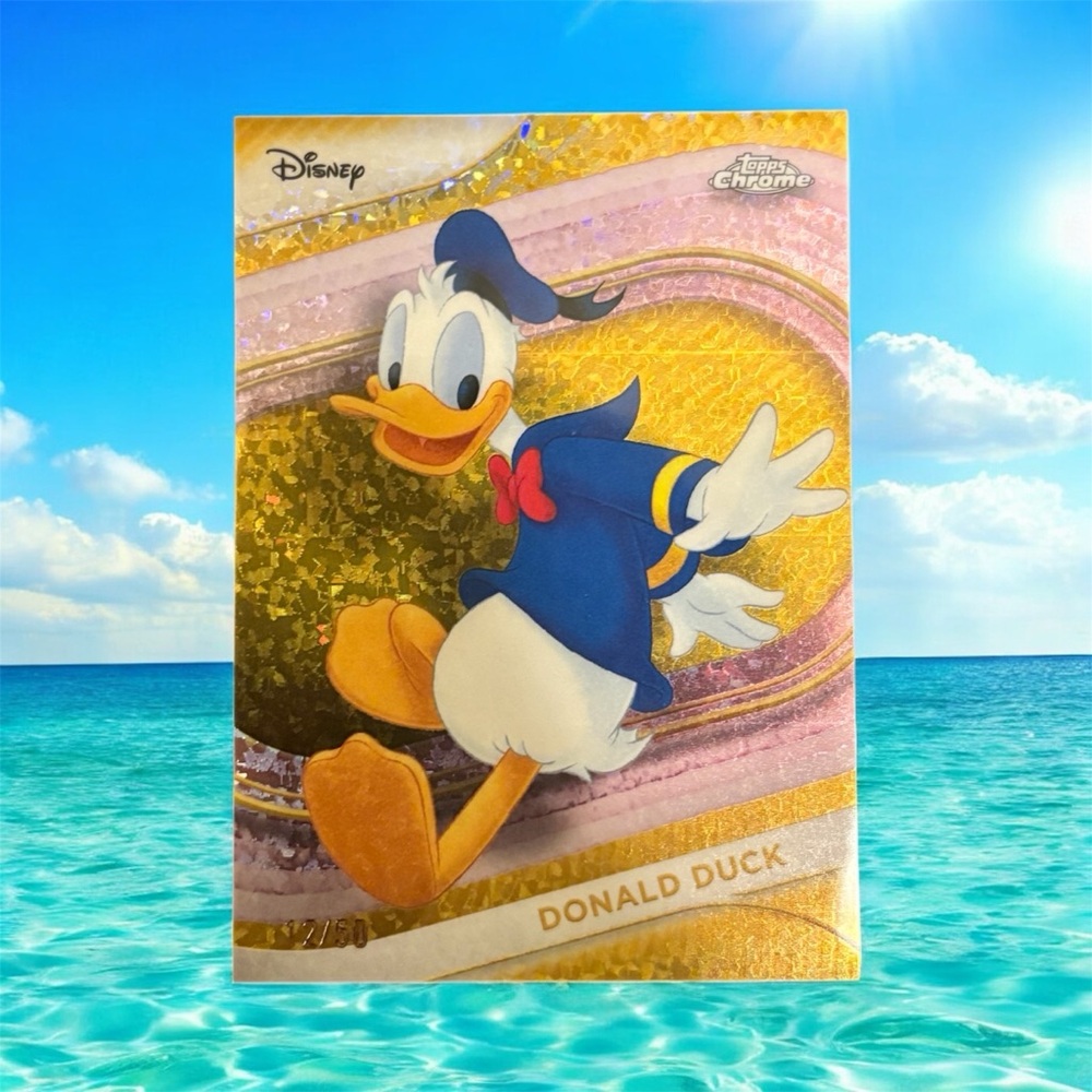 2025 TOPPS CHROME DISNEY DONALD DUCK GOLD REFRACTOR MINI DIAMONDS CARD 34 12/50